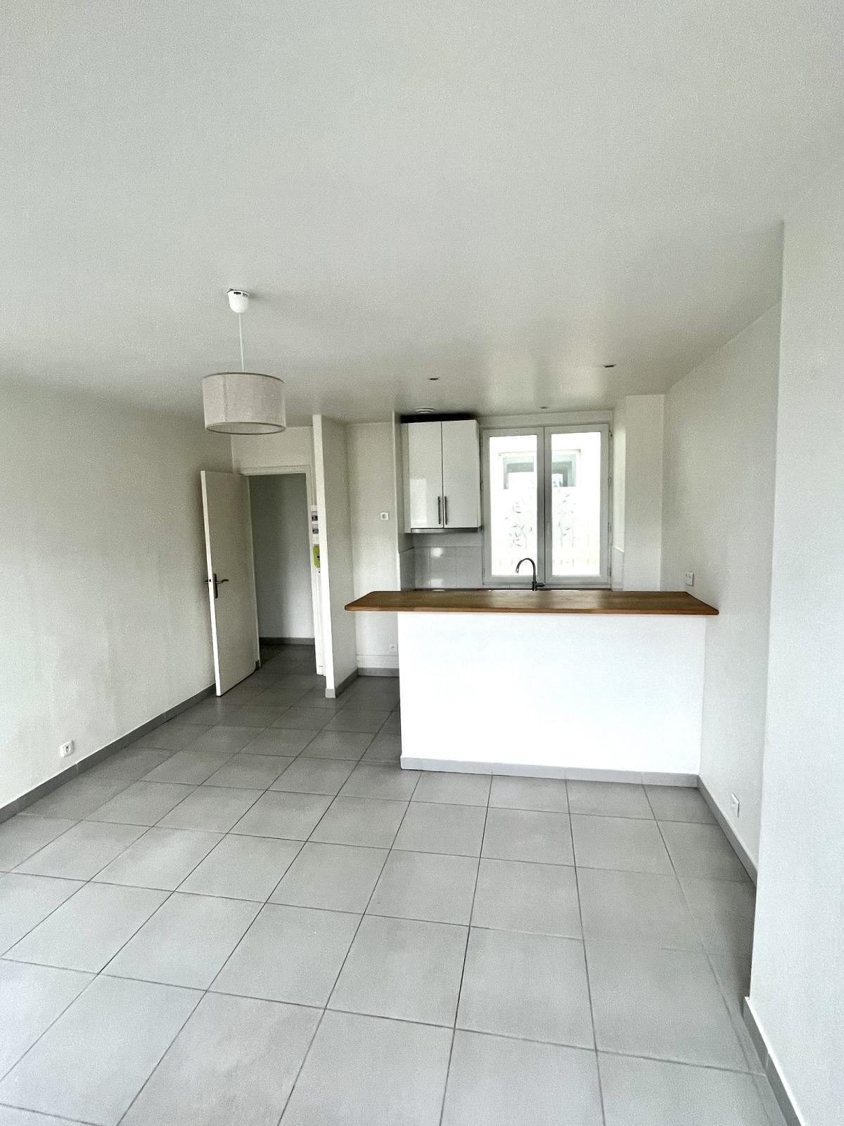 A LOUER 75008 PARIS HAVRE CAUMARTIN