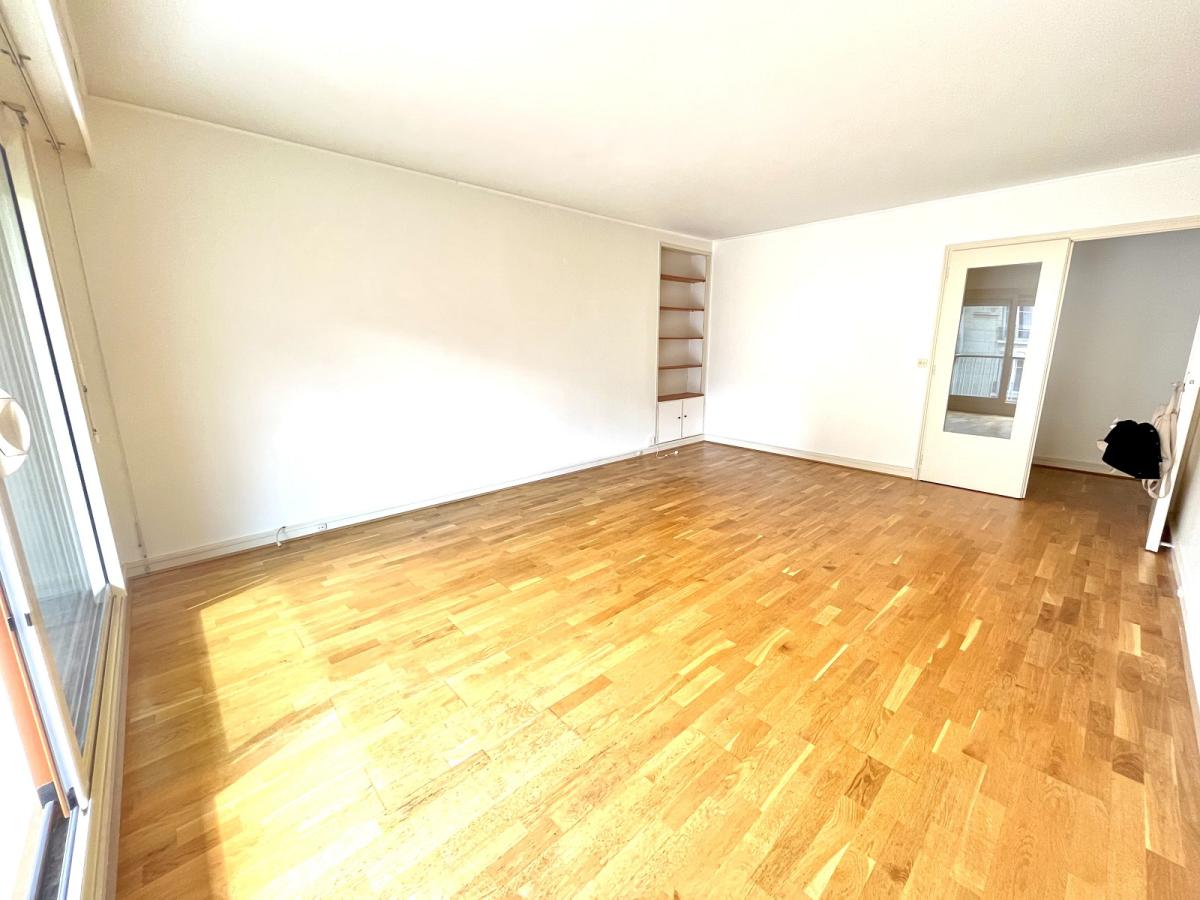 A LOUER 3 PIECES 71.45m² PARIS XVème.