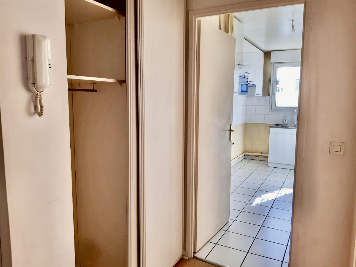 Montrouge (92120) Chatillon Montrouge, 3 pièces de 63,91 m²  avec Parking