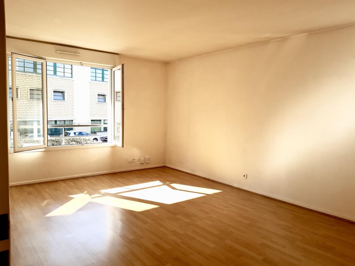 Montrouge (92120) Chatillon Montrouge, 3 pièces de 63,91 m²  avec Parking