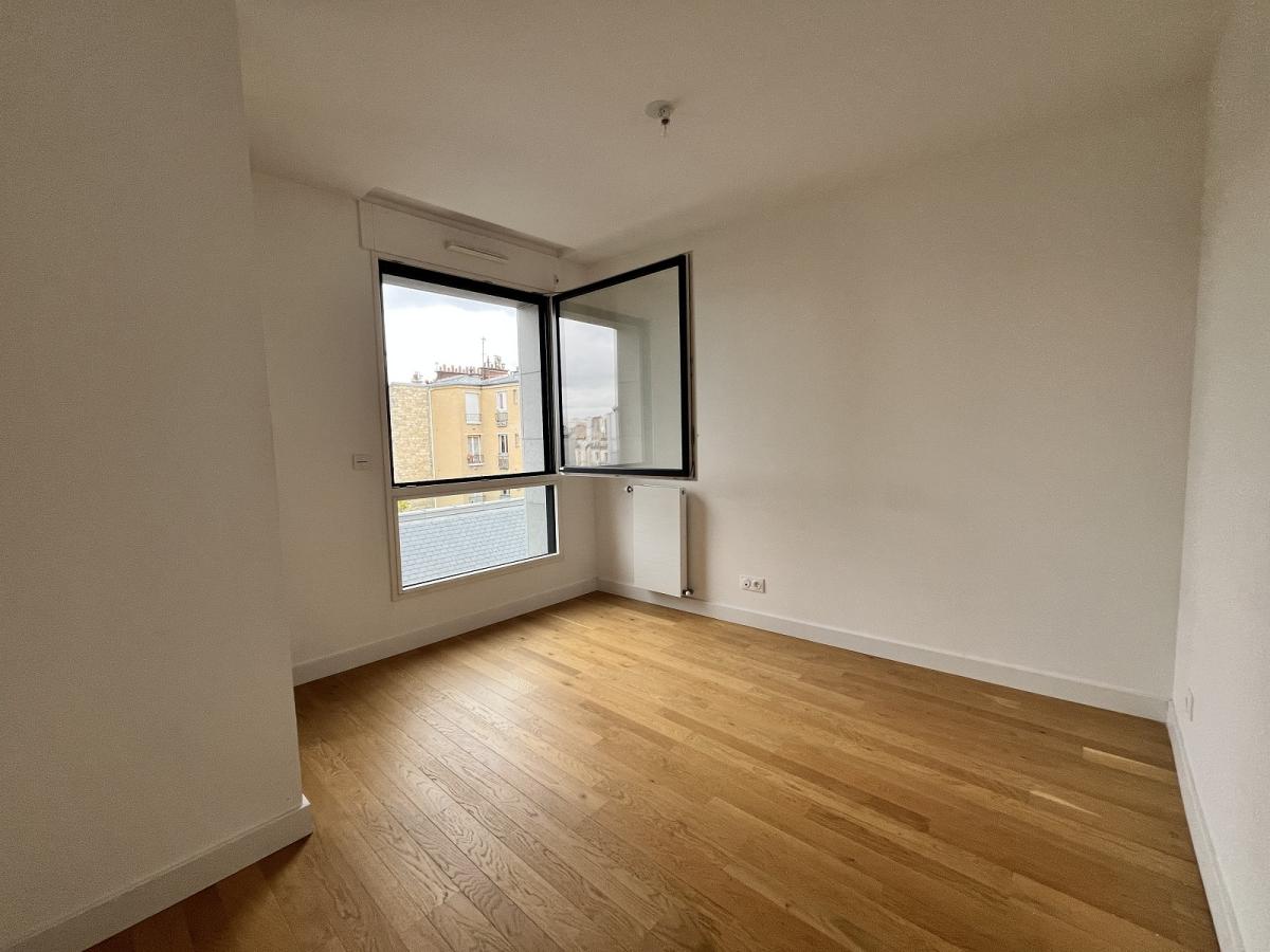 A LOUER 3 PIECES 74.39m² avec BALCON. Paris XVème