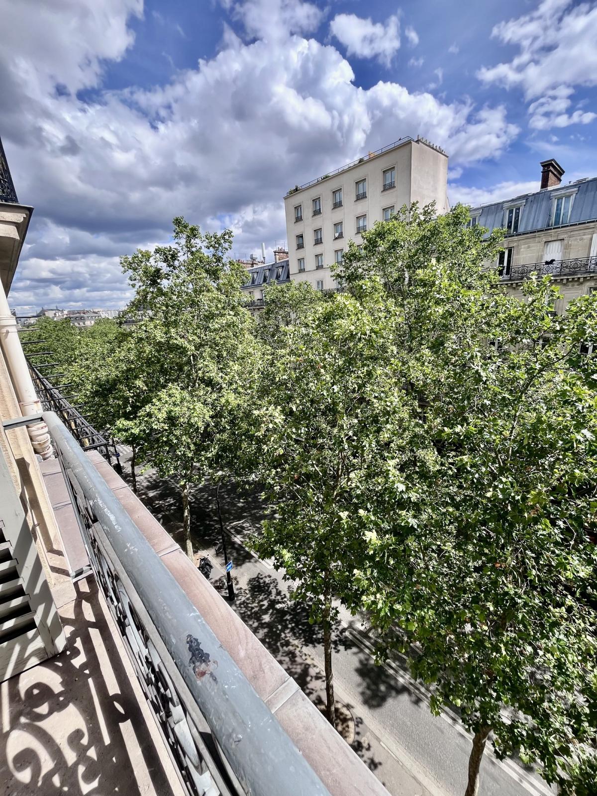 A LOUER 3P Paris VIIIème