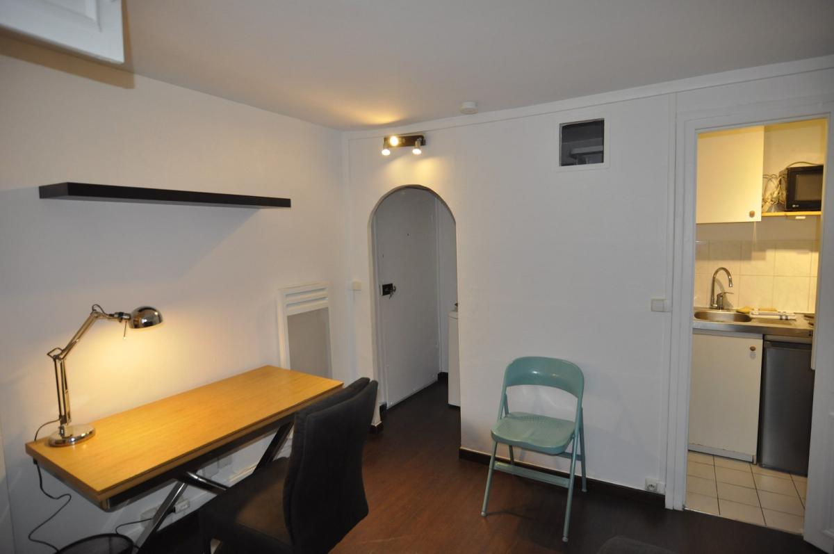 A LOUER SAINT PAUL STUDIO MEUBLE