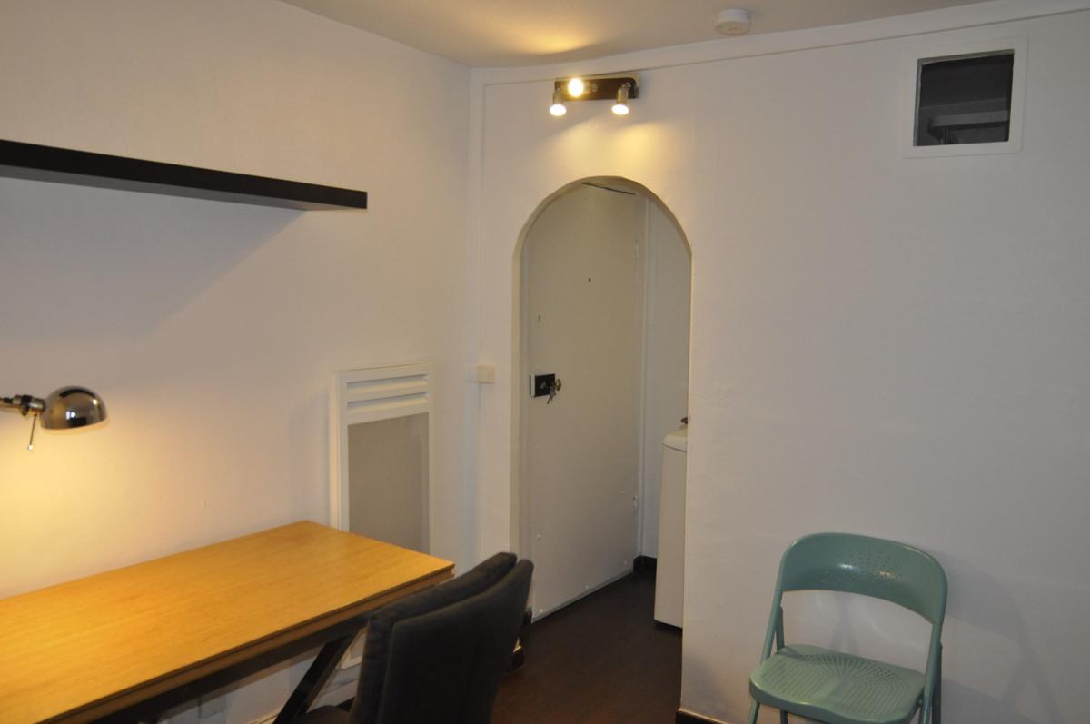 A LOUER SAINT PAUL STUDIO MEUBLE