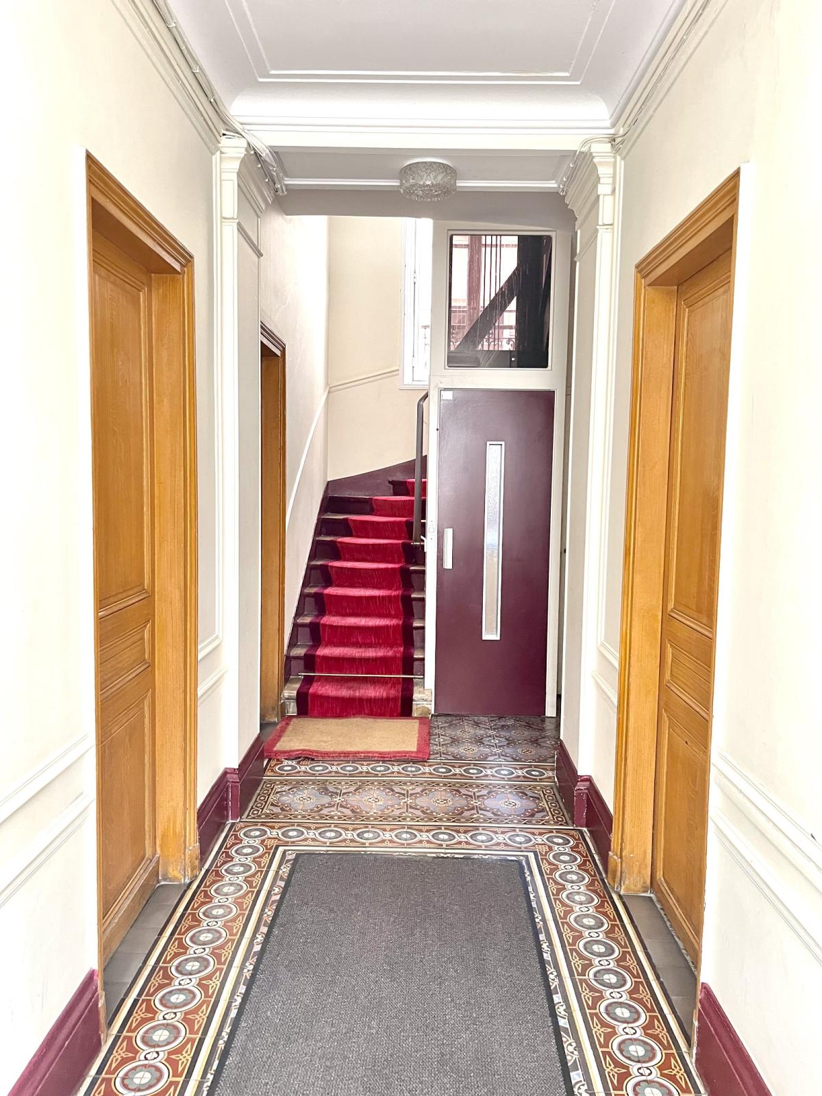 PARIS XVIème STUDIO AV KLEBER BOISSIERE