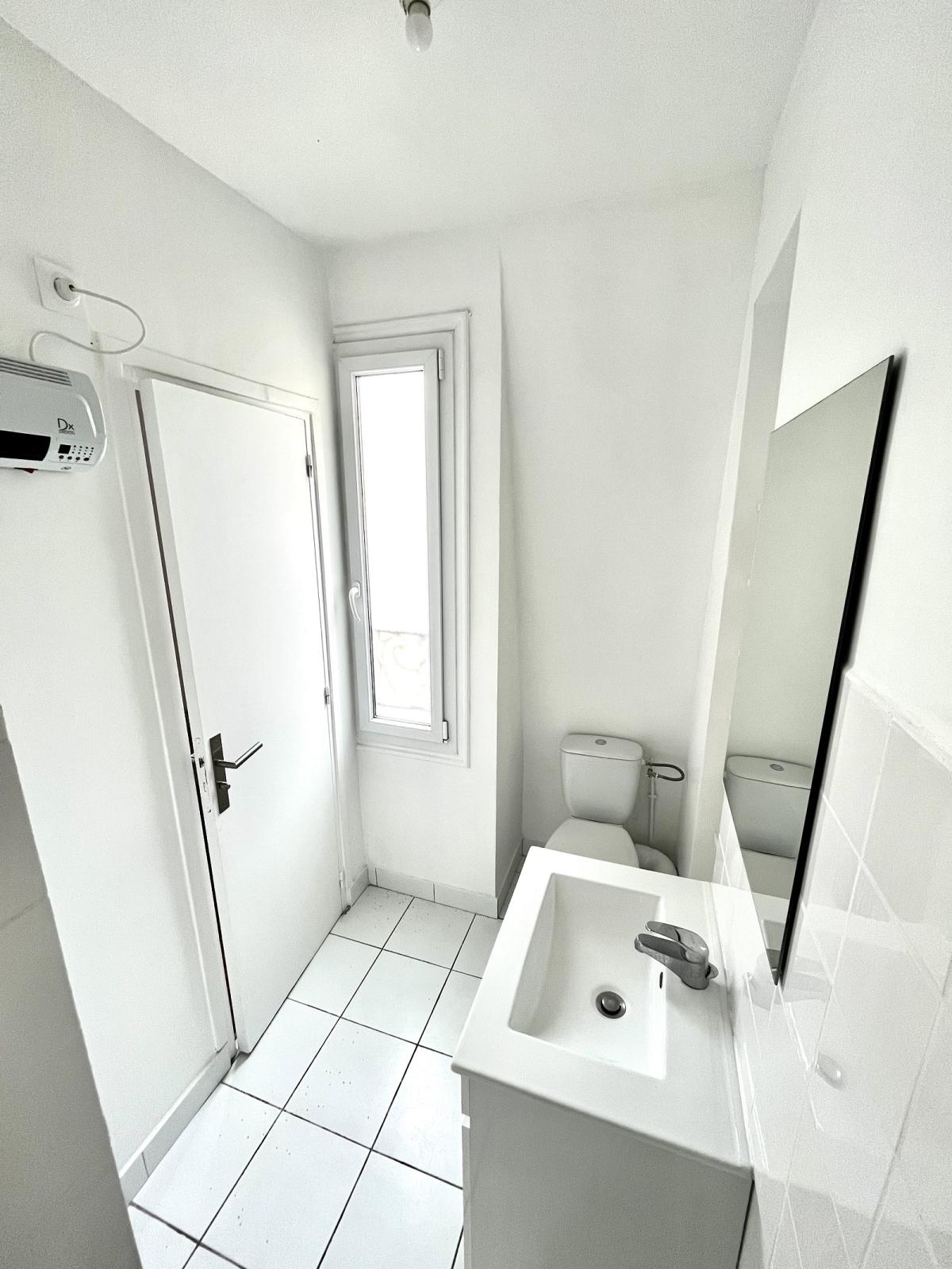PARIS XVIème STUDIO AV KLEBER BOISSIERE