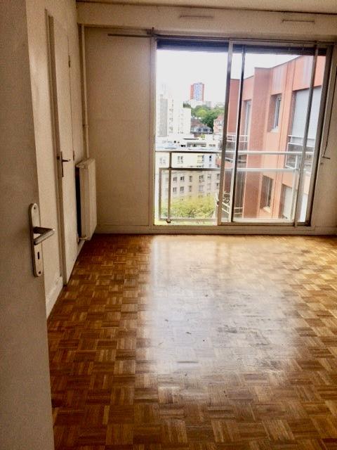 Paris 19ème, Pte de Pantin, STUDIO AVEC CAVE ET PARKING