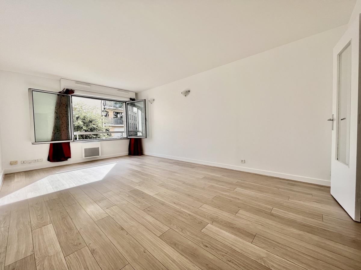 Puteaux, 2 Pièces 50,92m² avec Parking