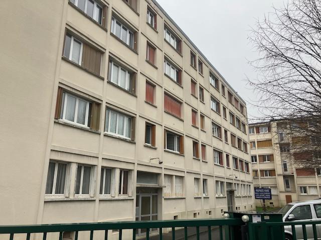 Chatillon (92320, Beau 4 Pièces refait neuf de 76,53m² 