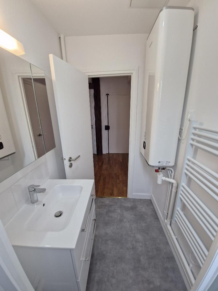 A LOUER 2 Pièces PARIS IXème 53.90m² au Sol- 41.94m² LOI BOUTIN. REFAIT NEUF  