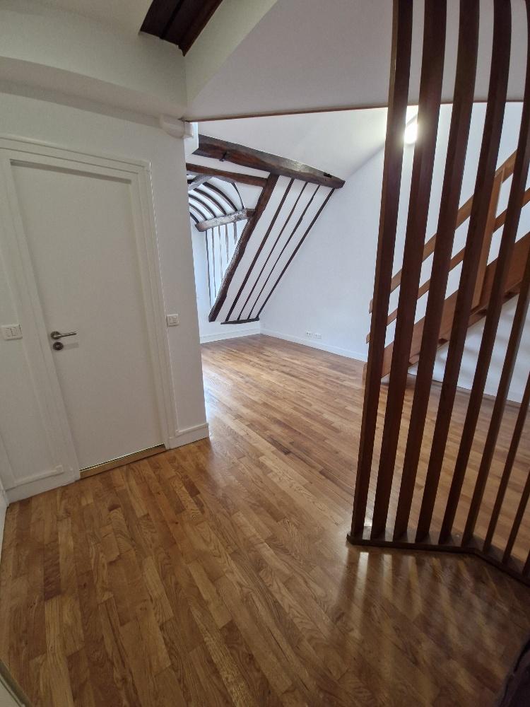 A LOUER 2 Pièces PARIS IXème 53.90m² au Sol- 41.94m² LOI BOUTIN. REFAIT NEUF  