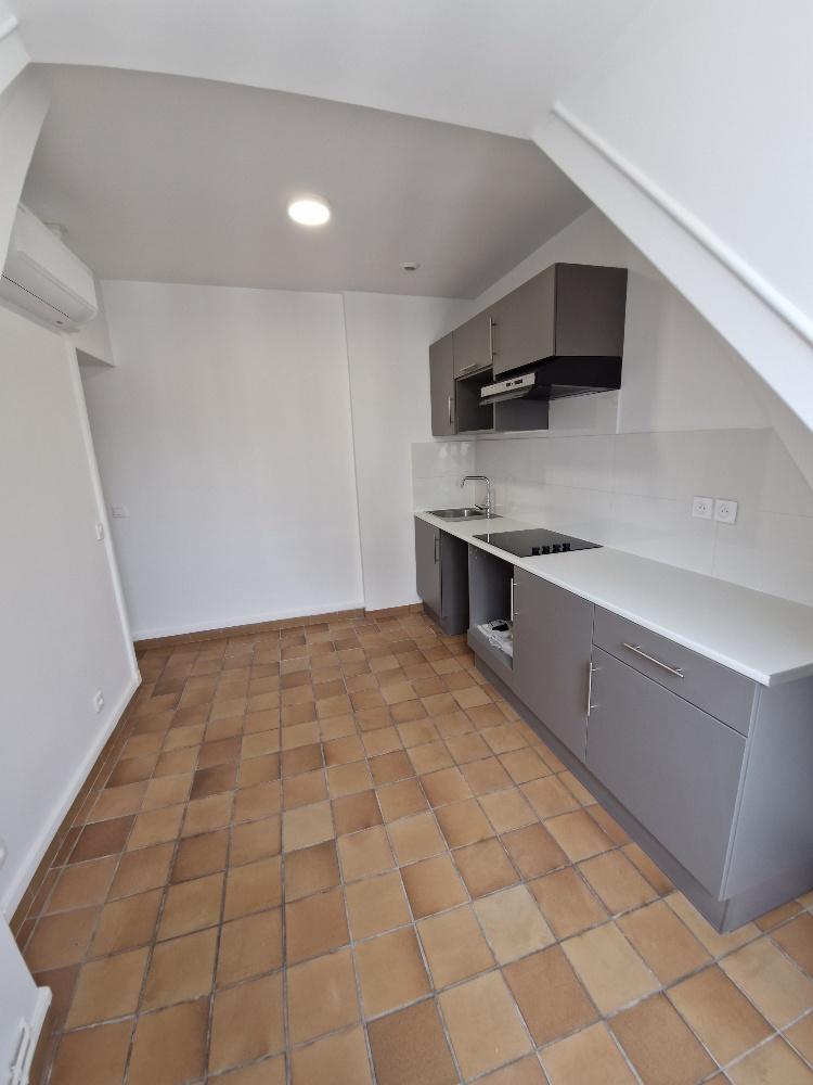 A LOUER 2 Pièces PARIS IXème 53.90m² au Sol- 41.94m² LOI BOUTIN. REFAIT NEUF  
