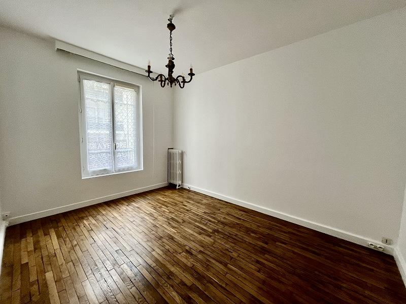 A LOUER 2 PIECES 35m² Paris XVème Quartier Charles Michel