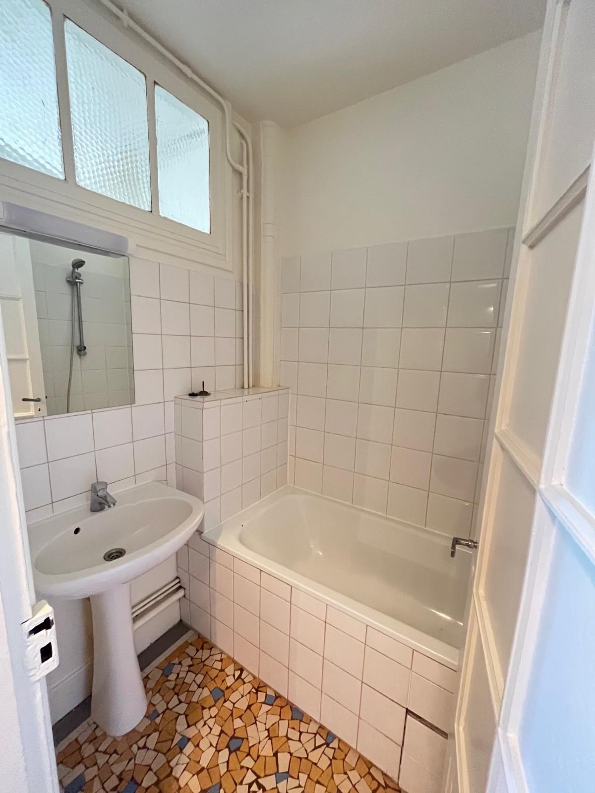 A LOUER 3 PIECES BOULOGNE