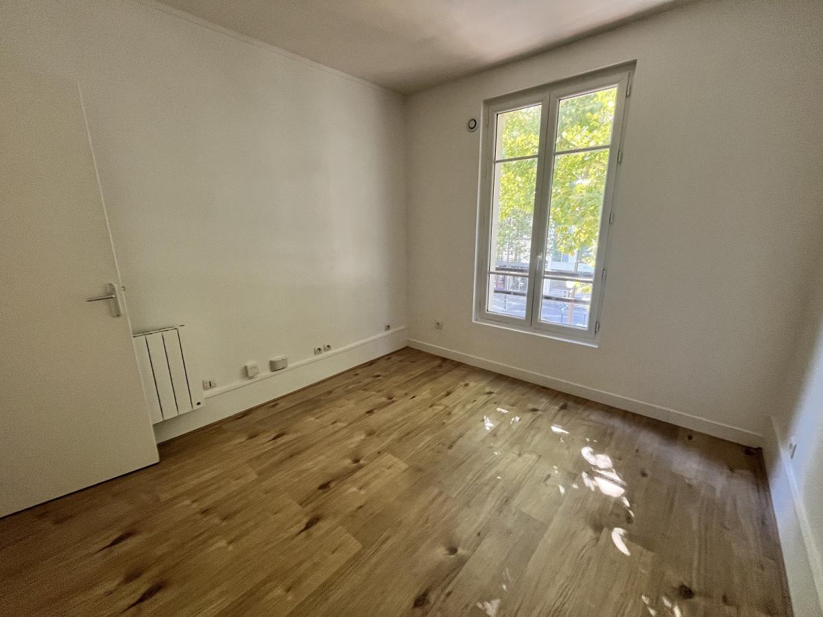 PARIS XIIème, métro Daumesnil, 2 Pièces de 30,24m²