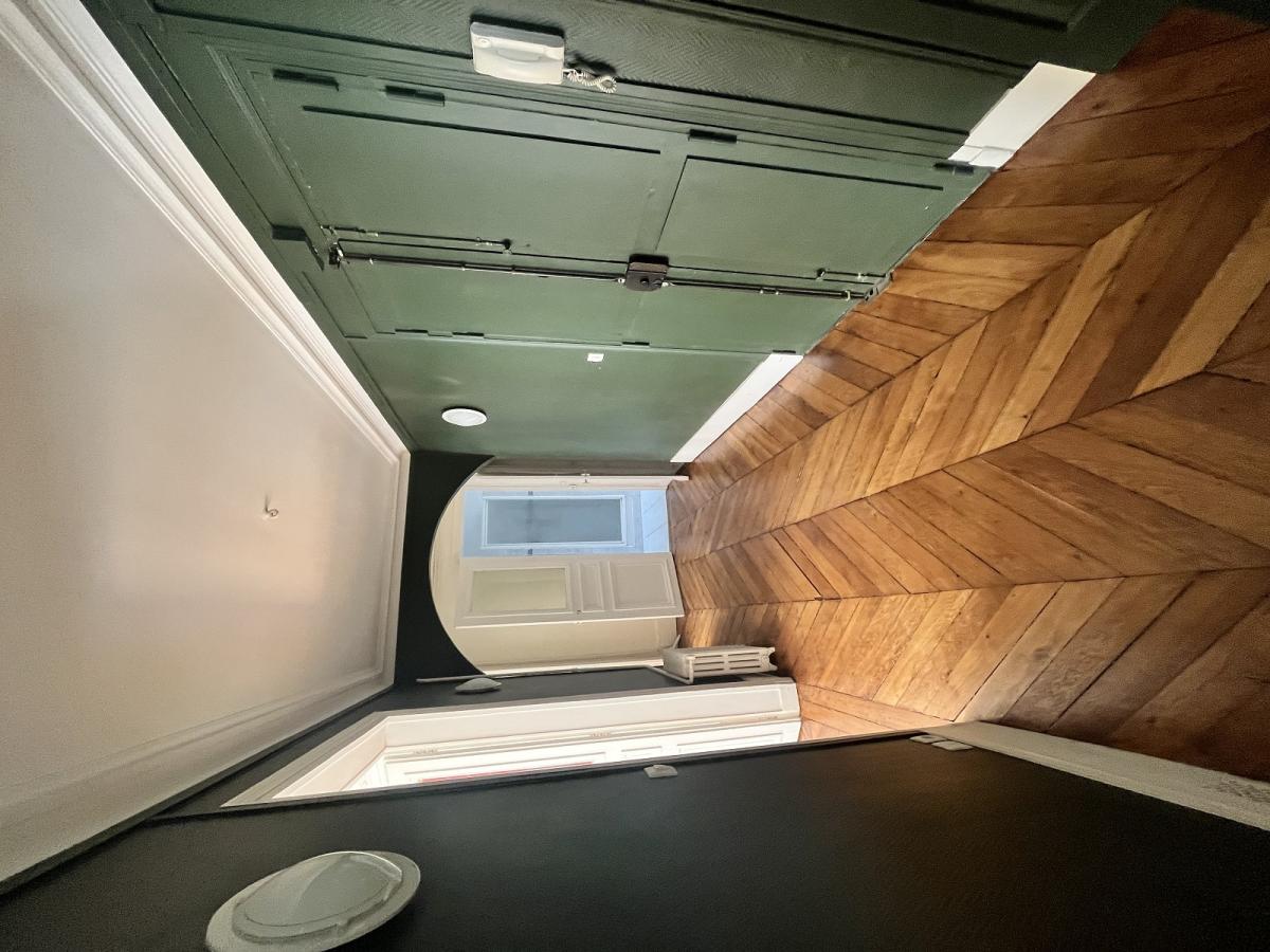 Paris 9ème, Trinité, 3 Pièces de 72,70 m²