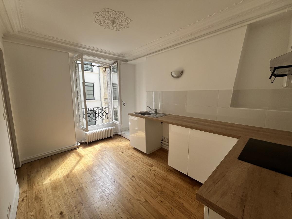 Paris 9ème, Trinité, 3 Pièces de 72,70 m²