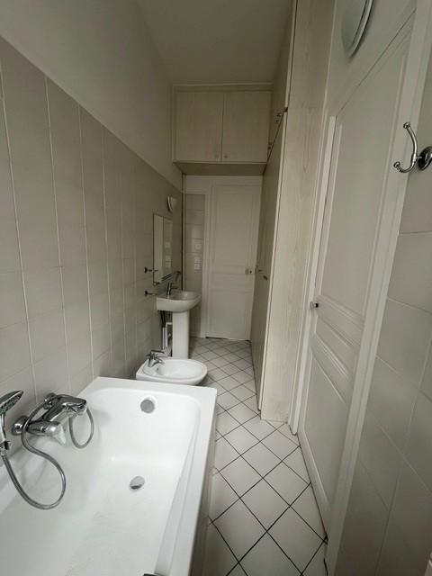 Paris XVIIème, Magnifique 3/4 Pièces de 83m² avec Balcon