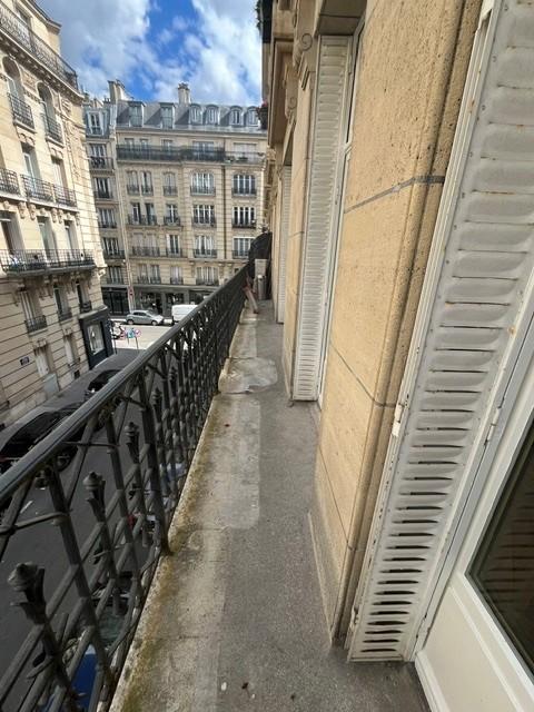 Paris XVIIème, Magnifique 3/4 Pièces de 83m² avec Balcon