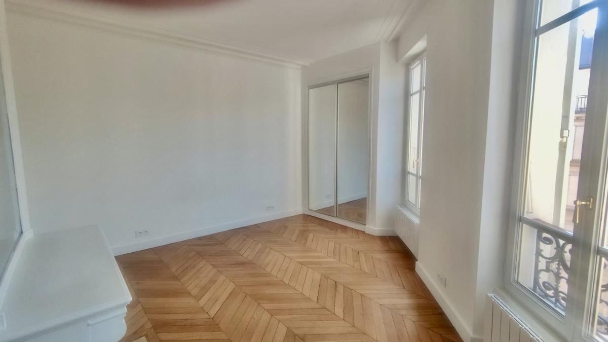 Paris XVIIème, Wagram, 4Pièces de 105,61m²