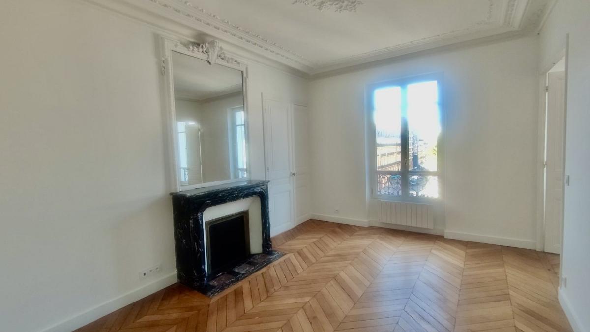 Paris XVIIème, Wagram, 4Pièces de 105,61m²