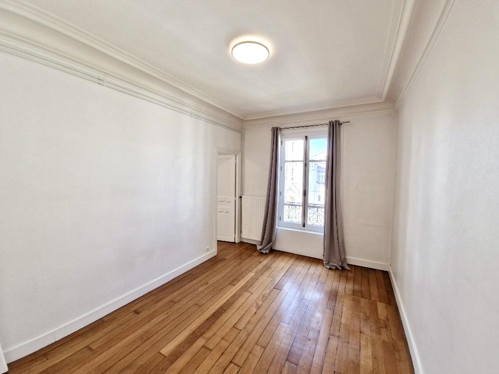 A LOUER PARIS XIVème ALESIA 