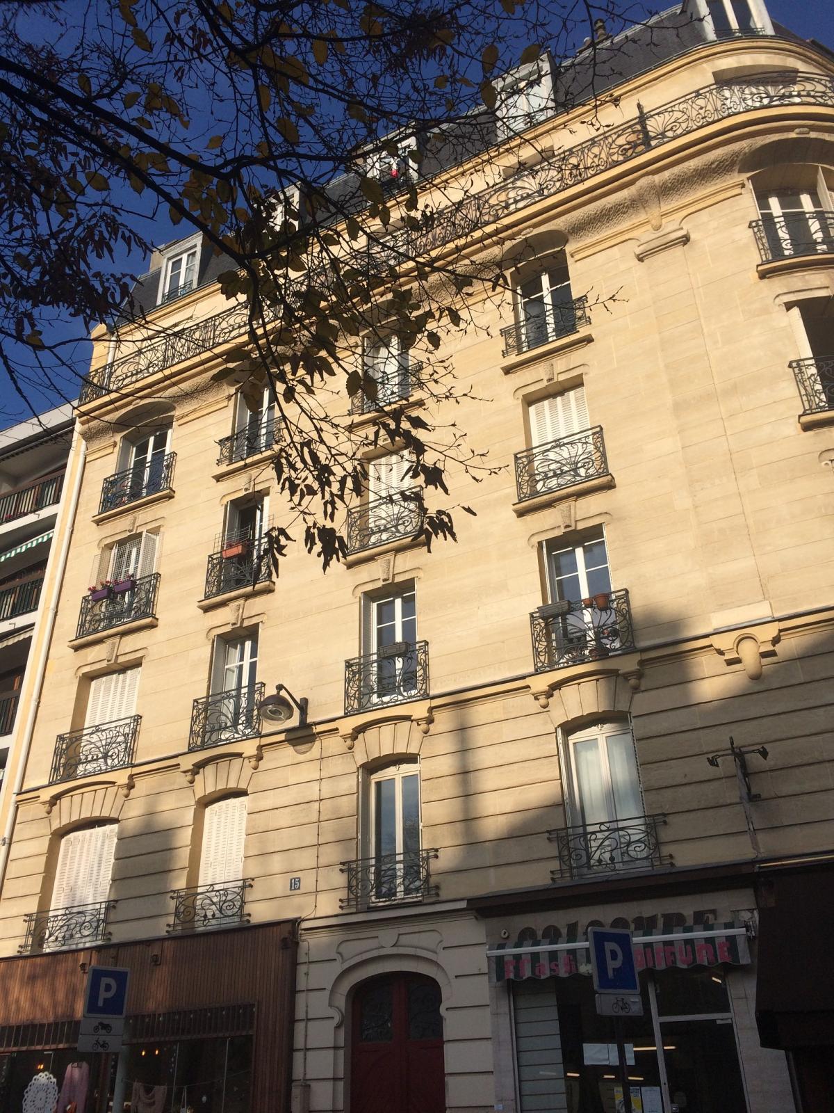 Paris XXème métro Pelleport, STUDETTE 9m²  