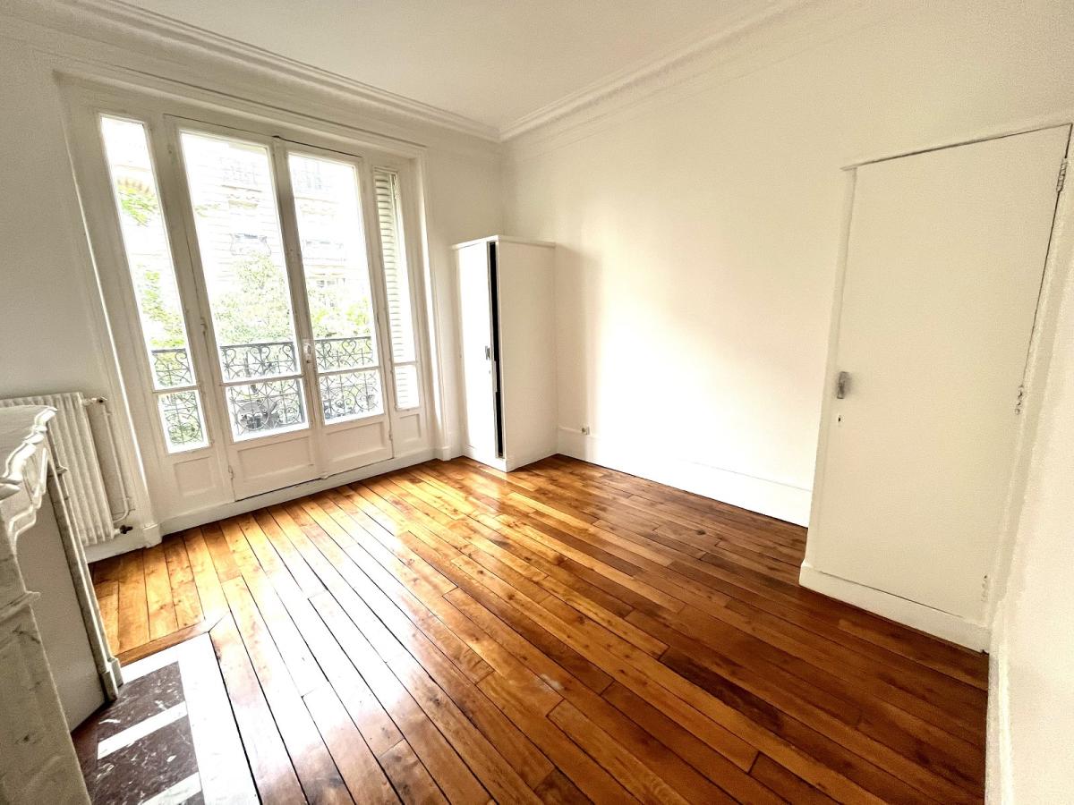 Paris XVème, 2/3P58.45m² avec Balcons 