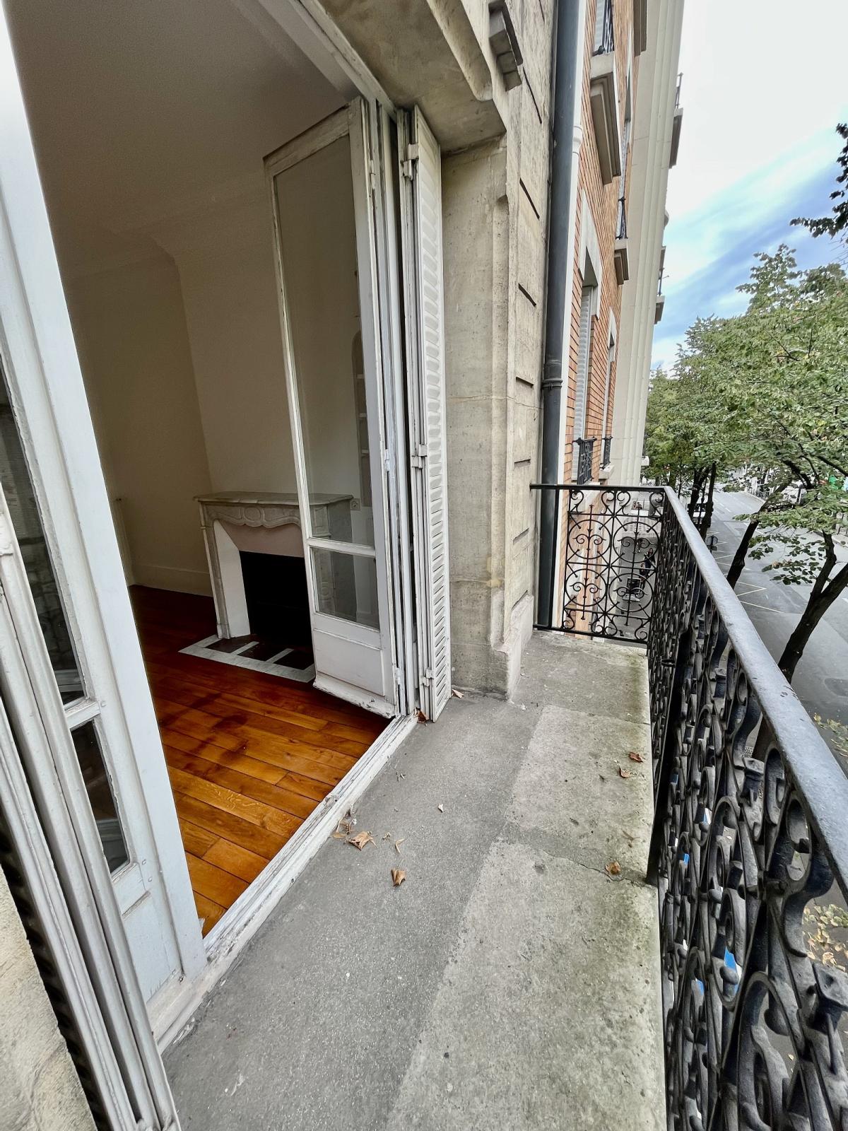 Paris XVème, 2/3P58.45m² avec Balcons 