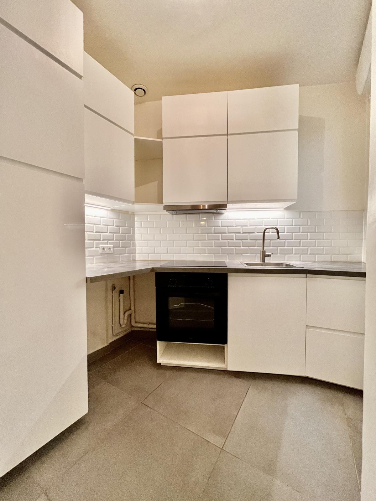 Paris XVIème, Passy, 3 Pièces 58,25m² 