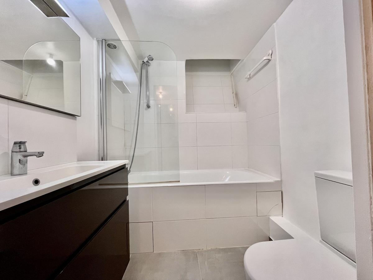 Paris XVIème, Passy, 3 Pièces 58,25m² 