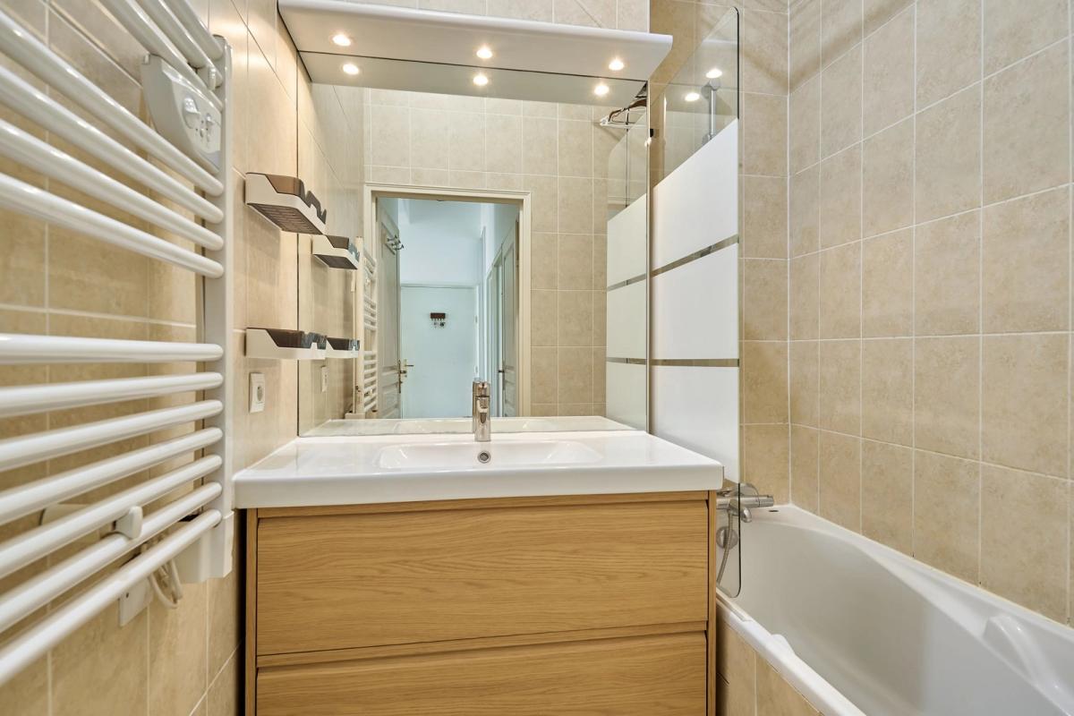 A LOUER 3P MEUBLE PORTE SAINT CLOUD