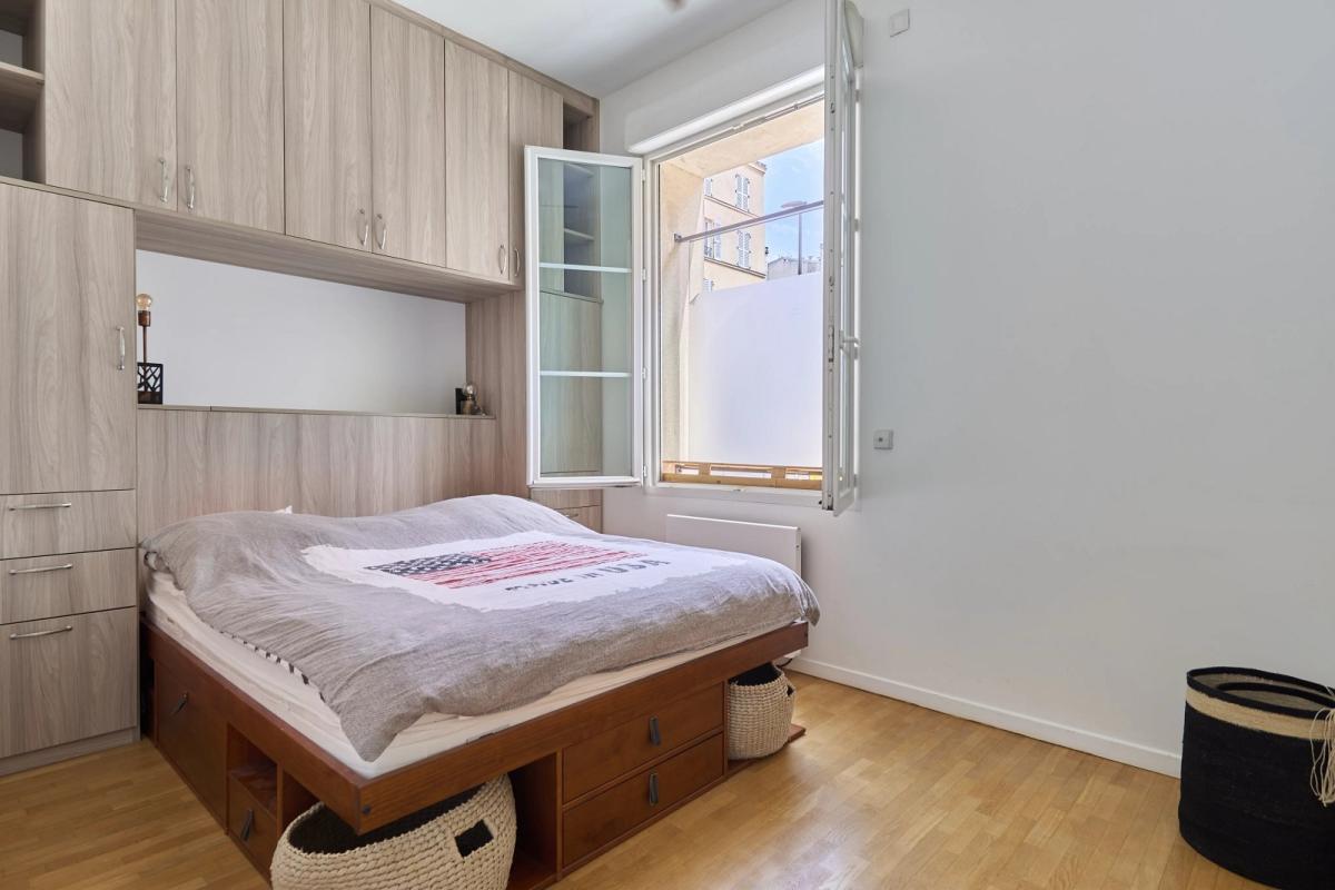 A LOUER 3P MEUBLE PORTE SAINT CLOUD