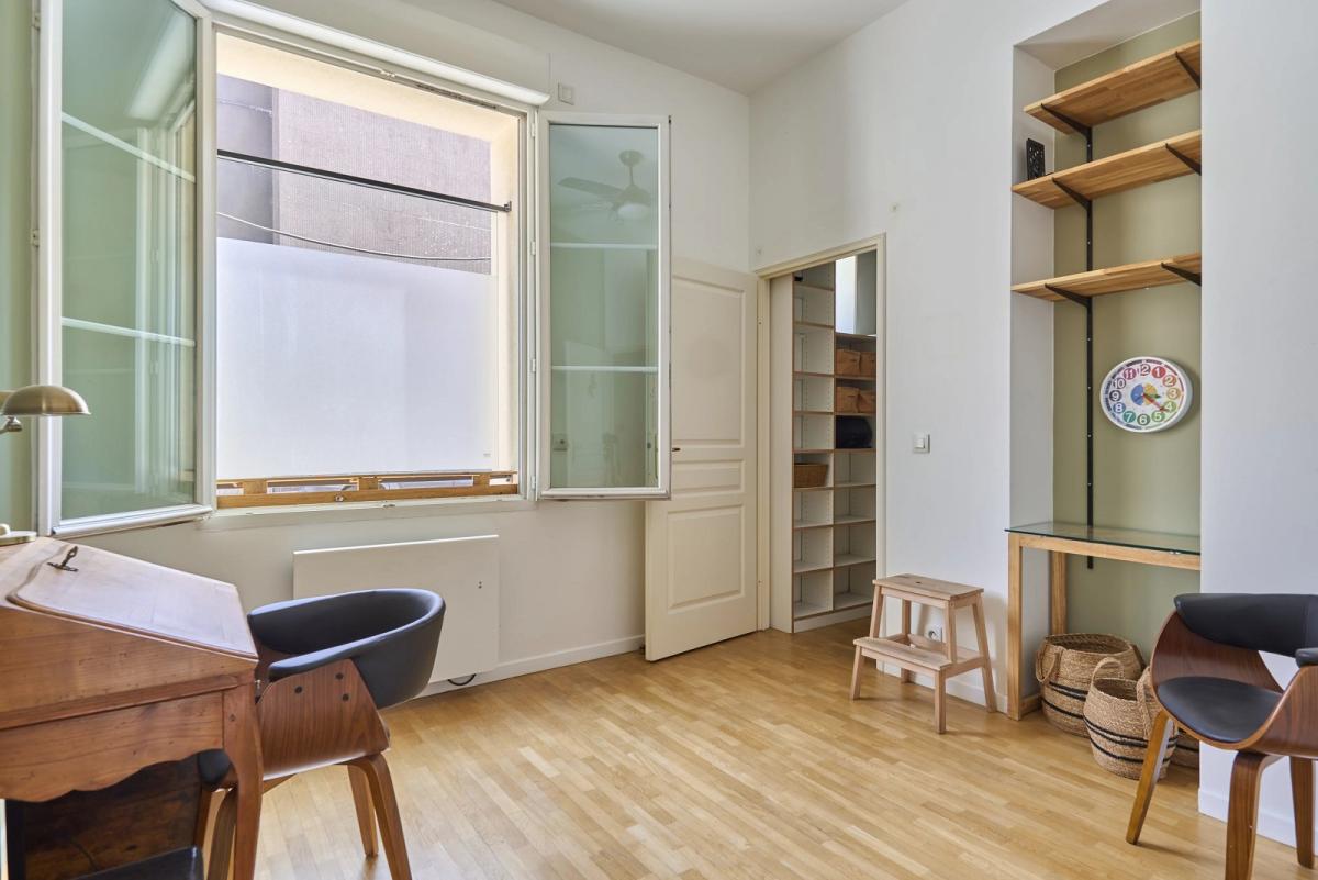 A LOUER 3P MEUBLE PORTE SAINT CLOUD