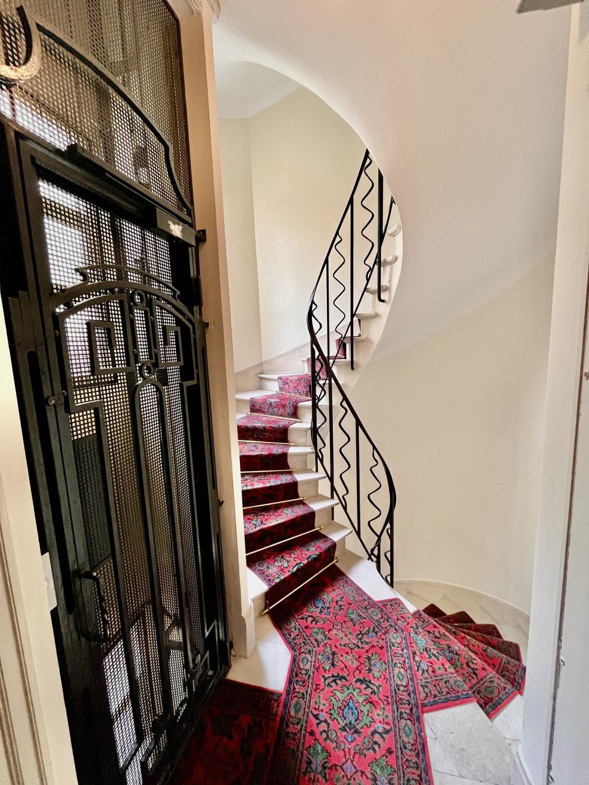 PARIS XVIIème  Villliers STUDIO 21,69m² 
