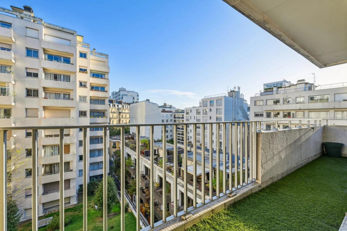 A LOUER 2 PIECES 45m² PARIS XVème  BEAUGRENELLE