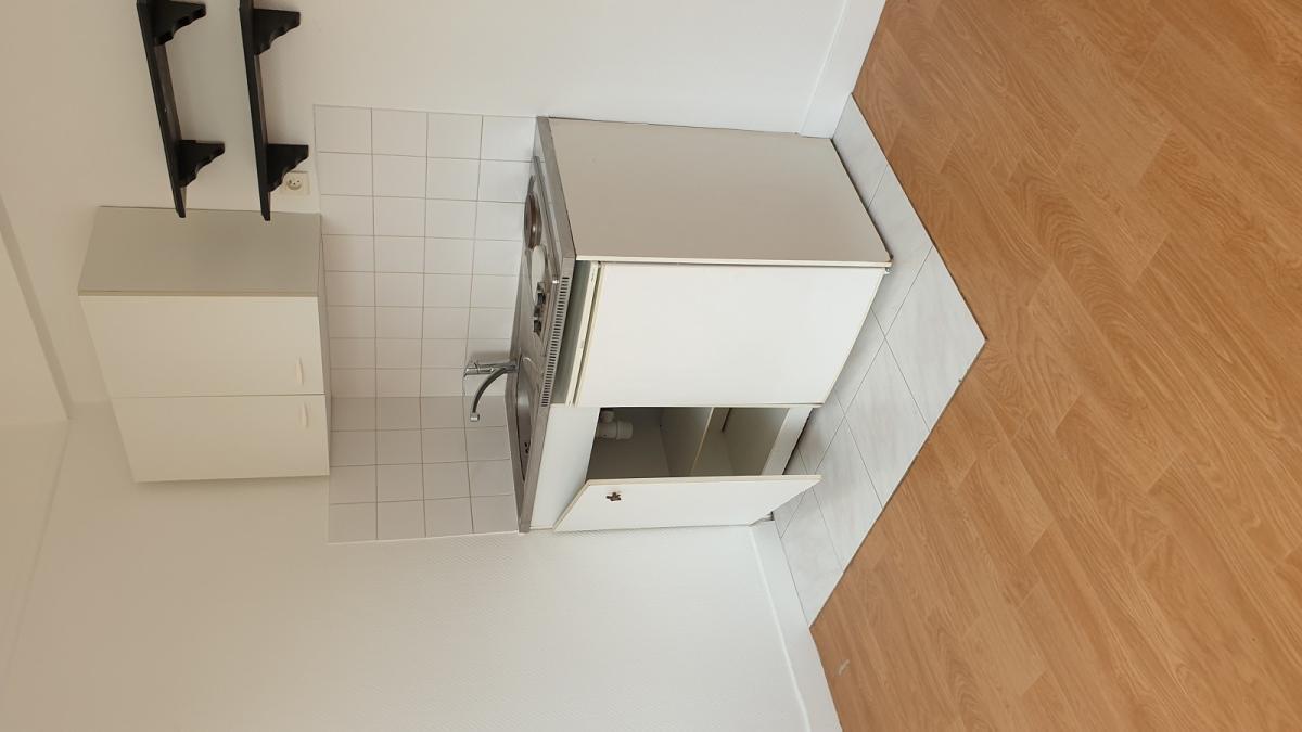 Paris XVème, Métro Commerce, Studio 12,19m²
