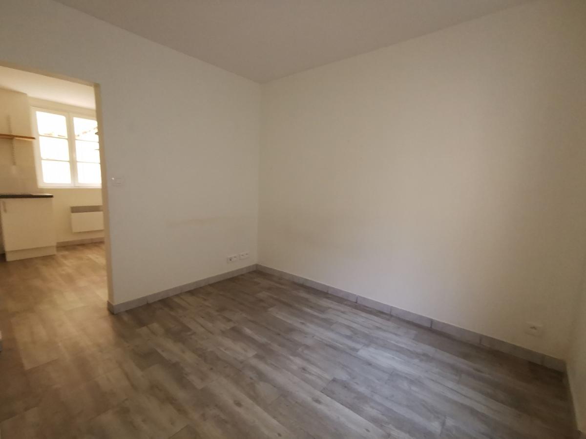  Paris XIVème , Pernety, Studio 22,69m² 