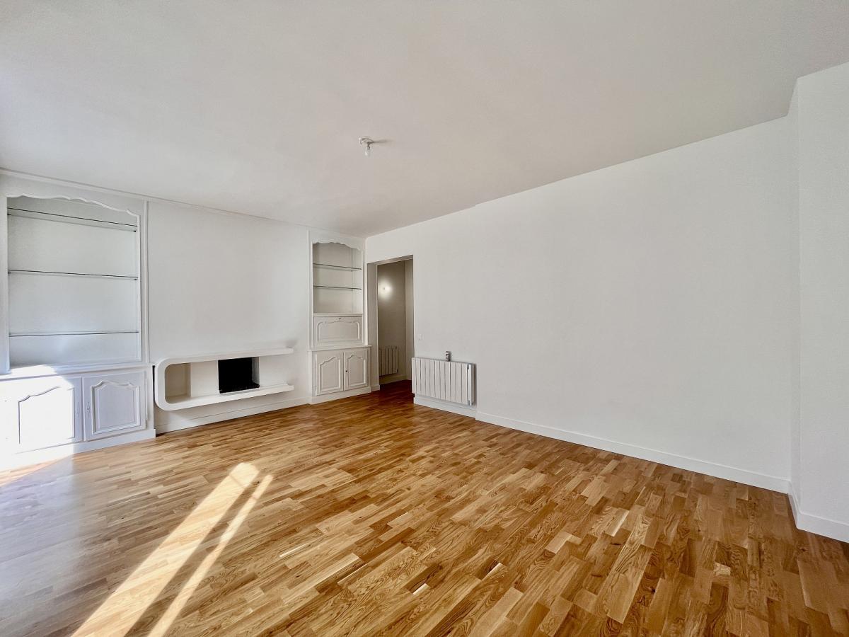 PARIS XVIIème Poncelet/ TERNES Grand 3 Pièces 