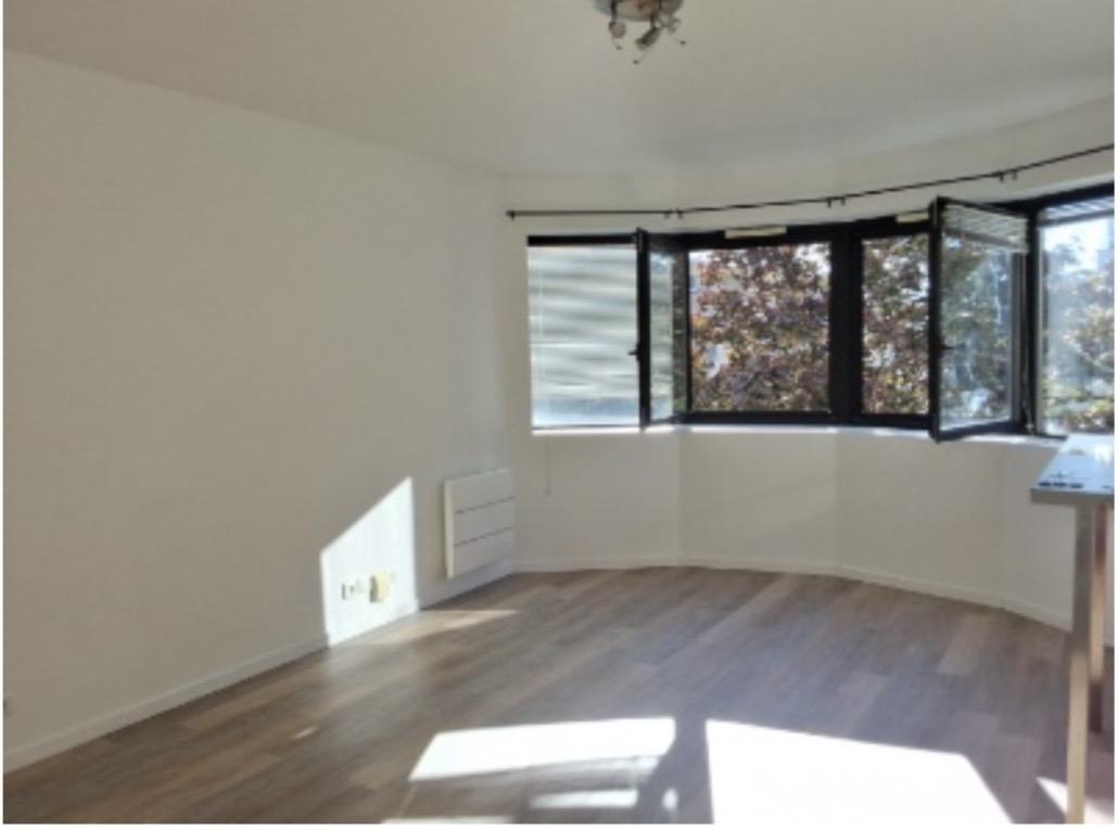 A LOUER GRAND STUDIO 36m² CHATILLON AVEC CAVE ET PARKING