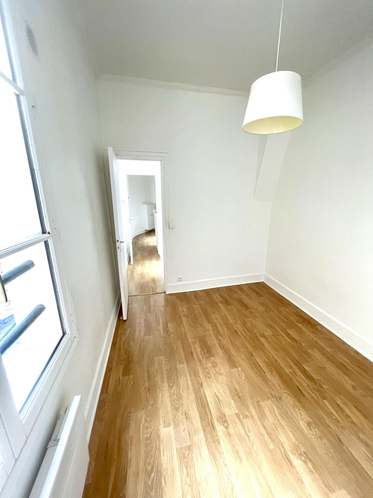 A LOUER 2P  PARIS IIème 37,59m² 