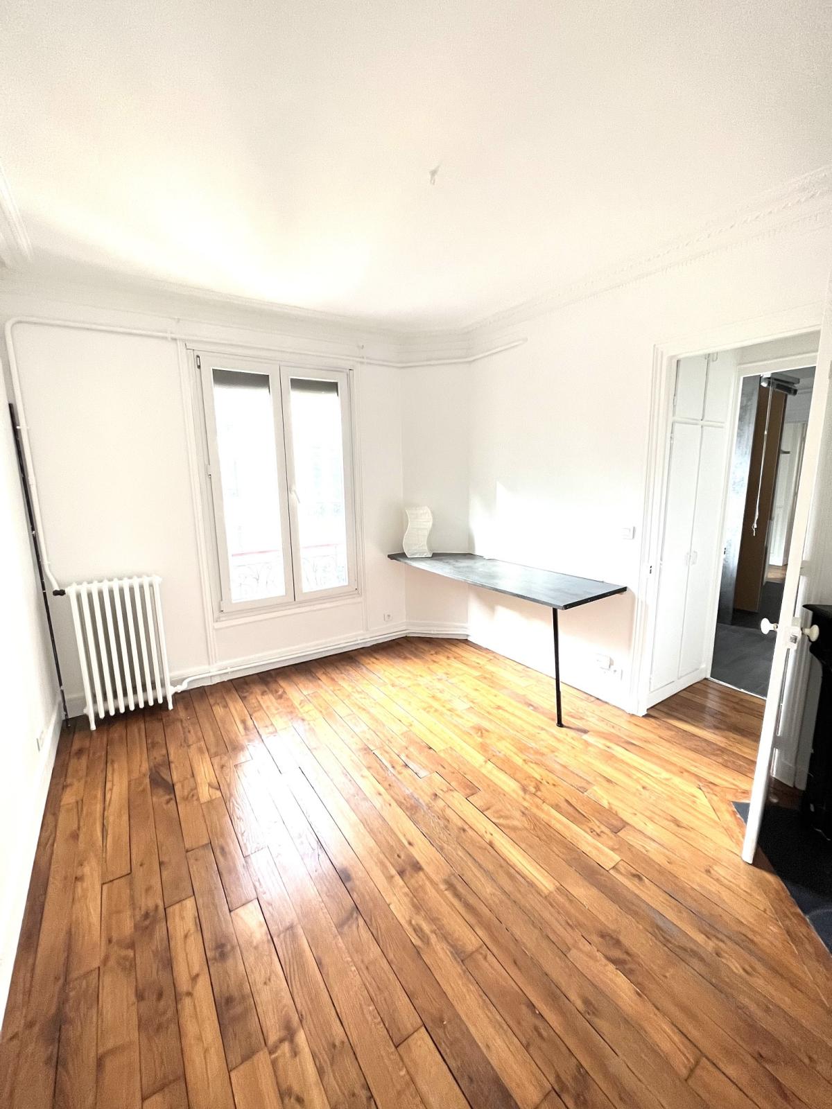 3 PIECES RUE POIRIER DE NARCAY 75014 PARIS 