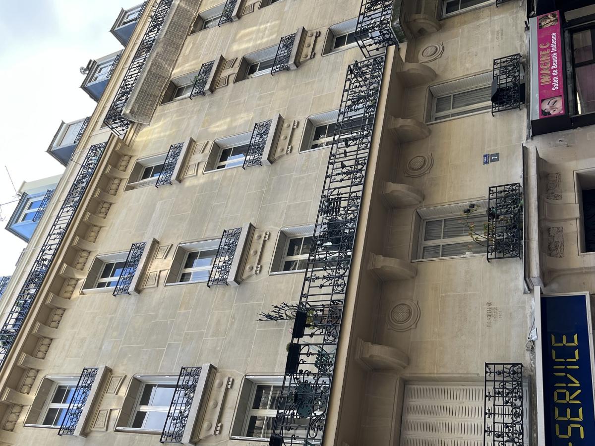 3 PIECES RUE POIRIER DE NARCAY 75014 PARIS 