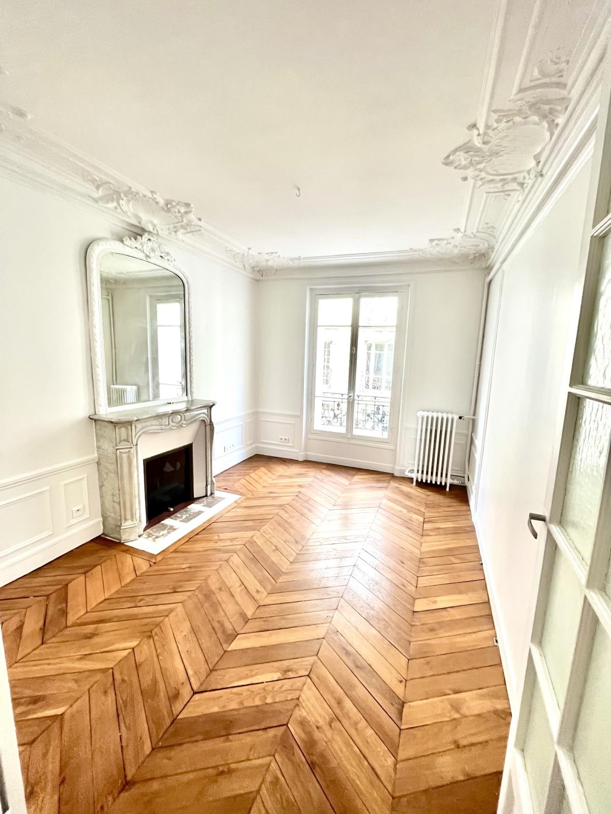 3 PIECES RUE POIRIER DE NARCAY 75014 PARIS 