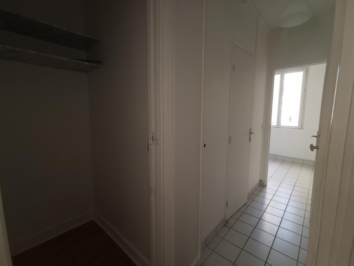 A LOUER Paris XXème 22.61m² 