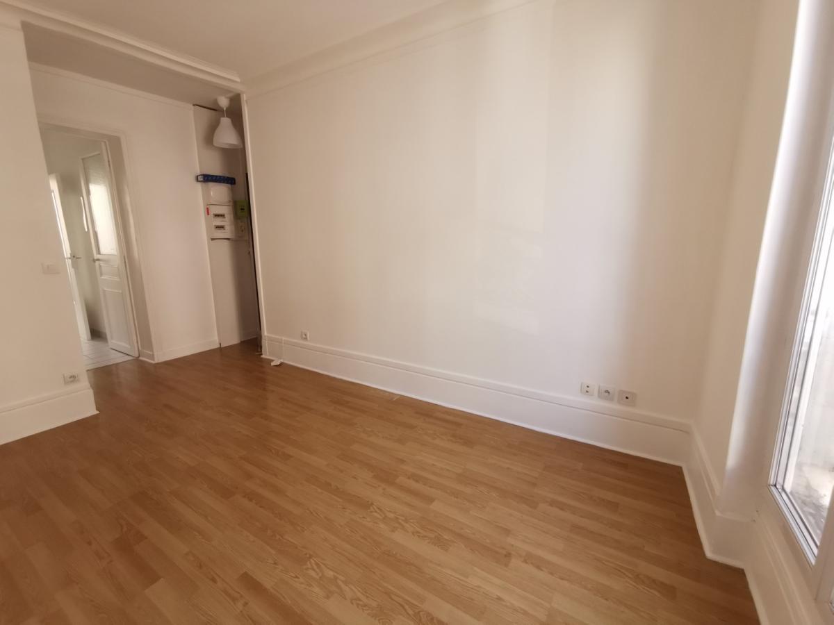 A LOUER Paris XXème 22.61m² 
