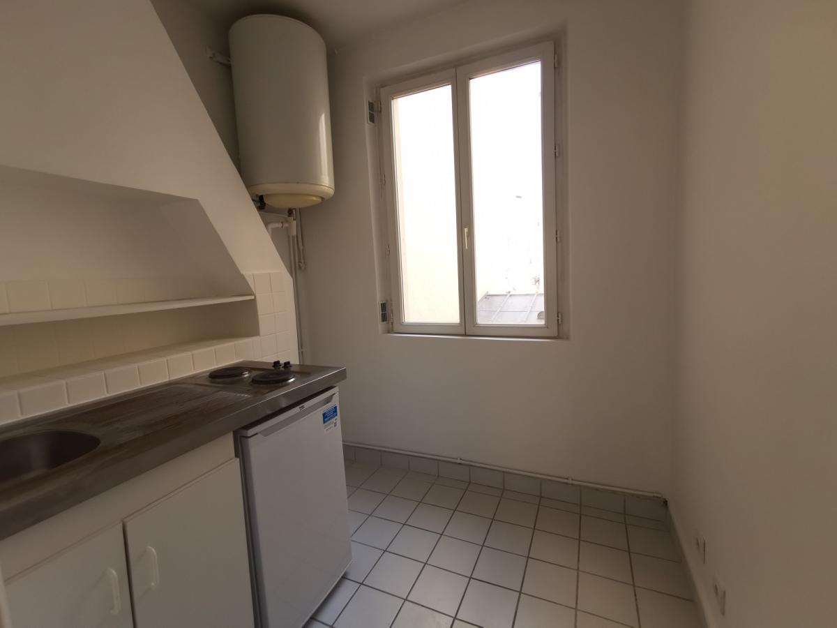 A LOUER Paris XXème 22.61m² 