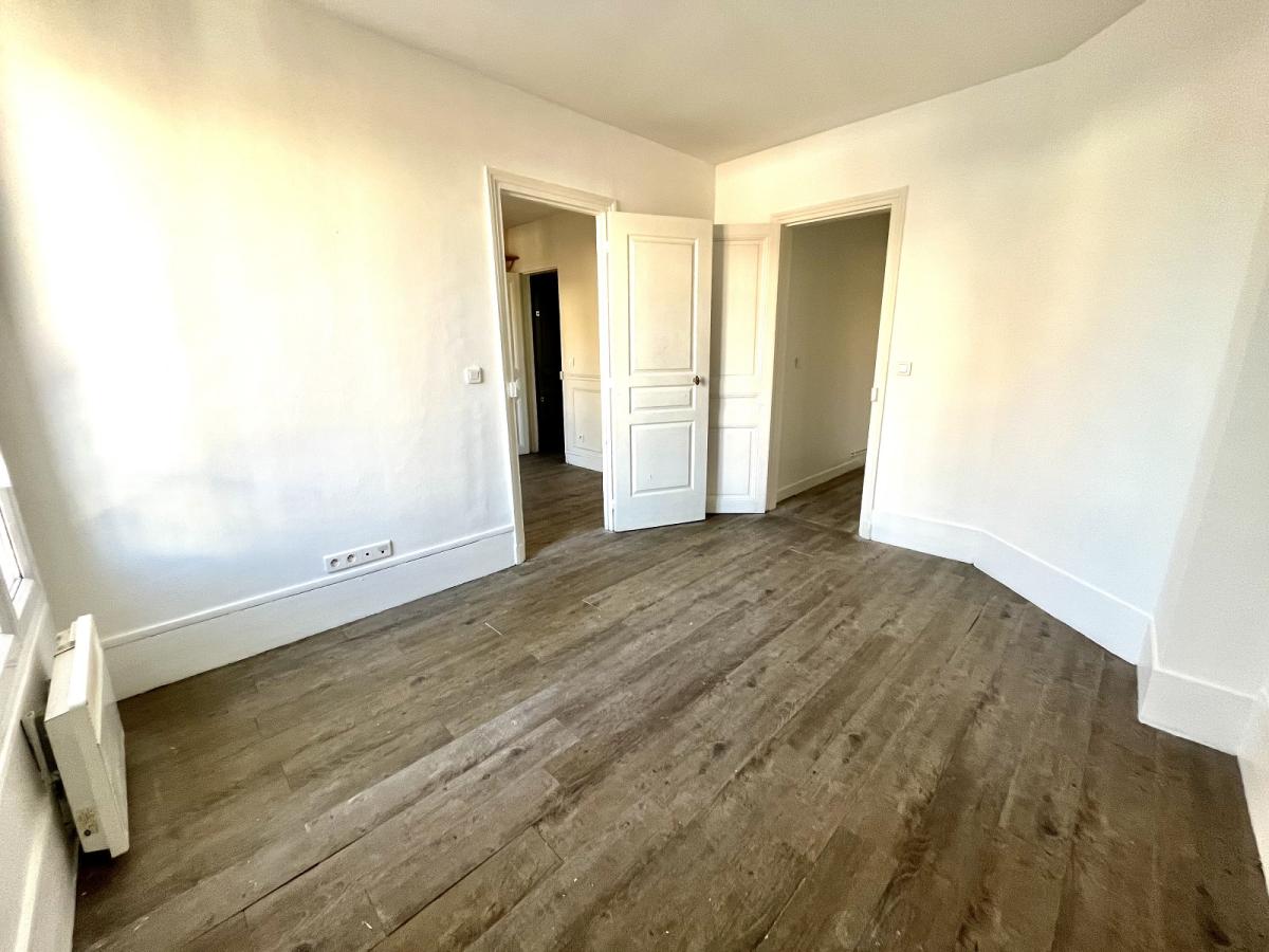 A LOUER 3P 34m² MAIRIE DE CLICHY 