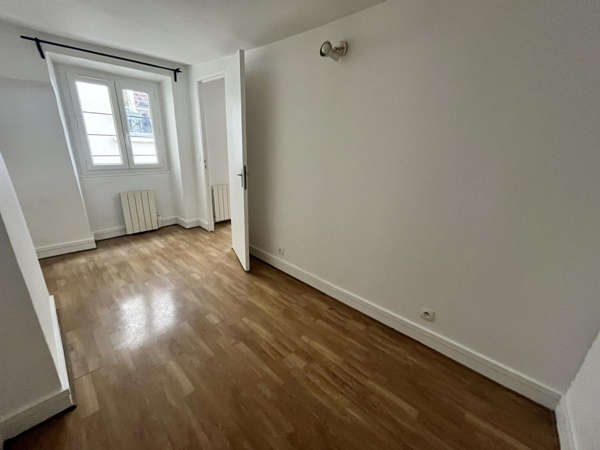 Mairie de Clichy  92110 Studio de 25m²