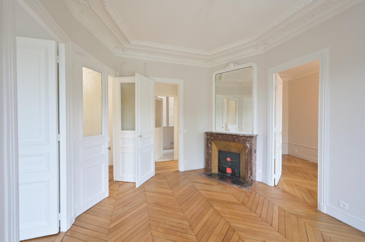 A LOUER 6P  108m² PARIS Vème 6 PIECES